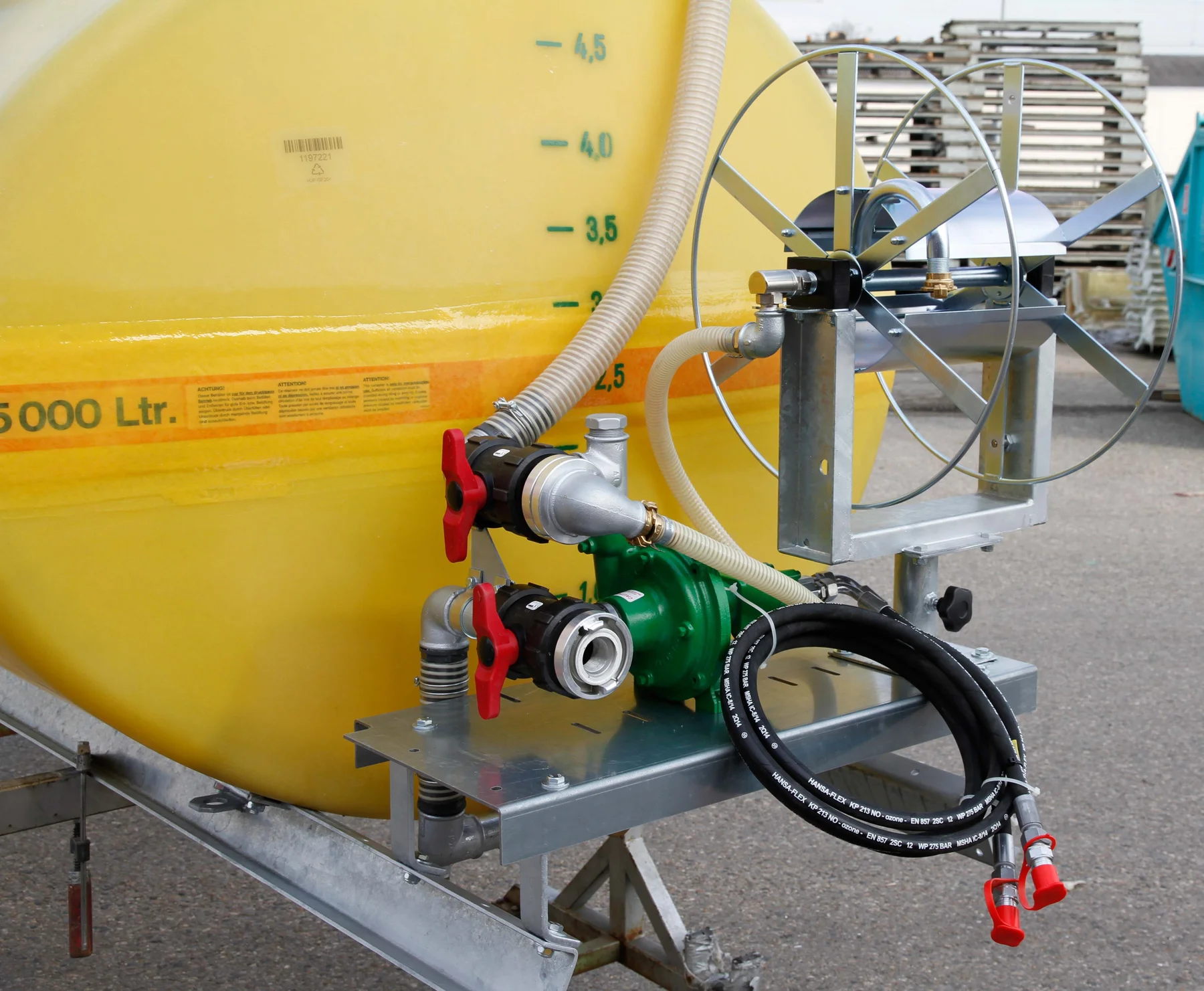 Pompa con motore idraulico