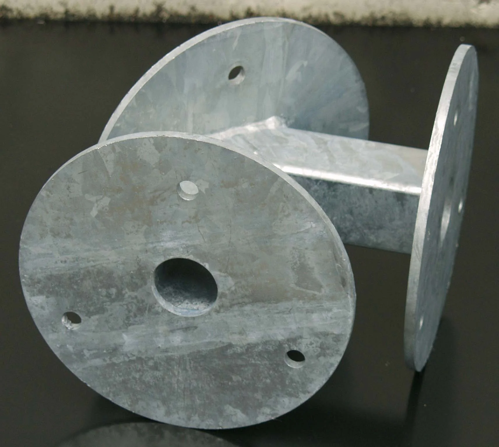 Monteringsfläns för 2 drickskålar