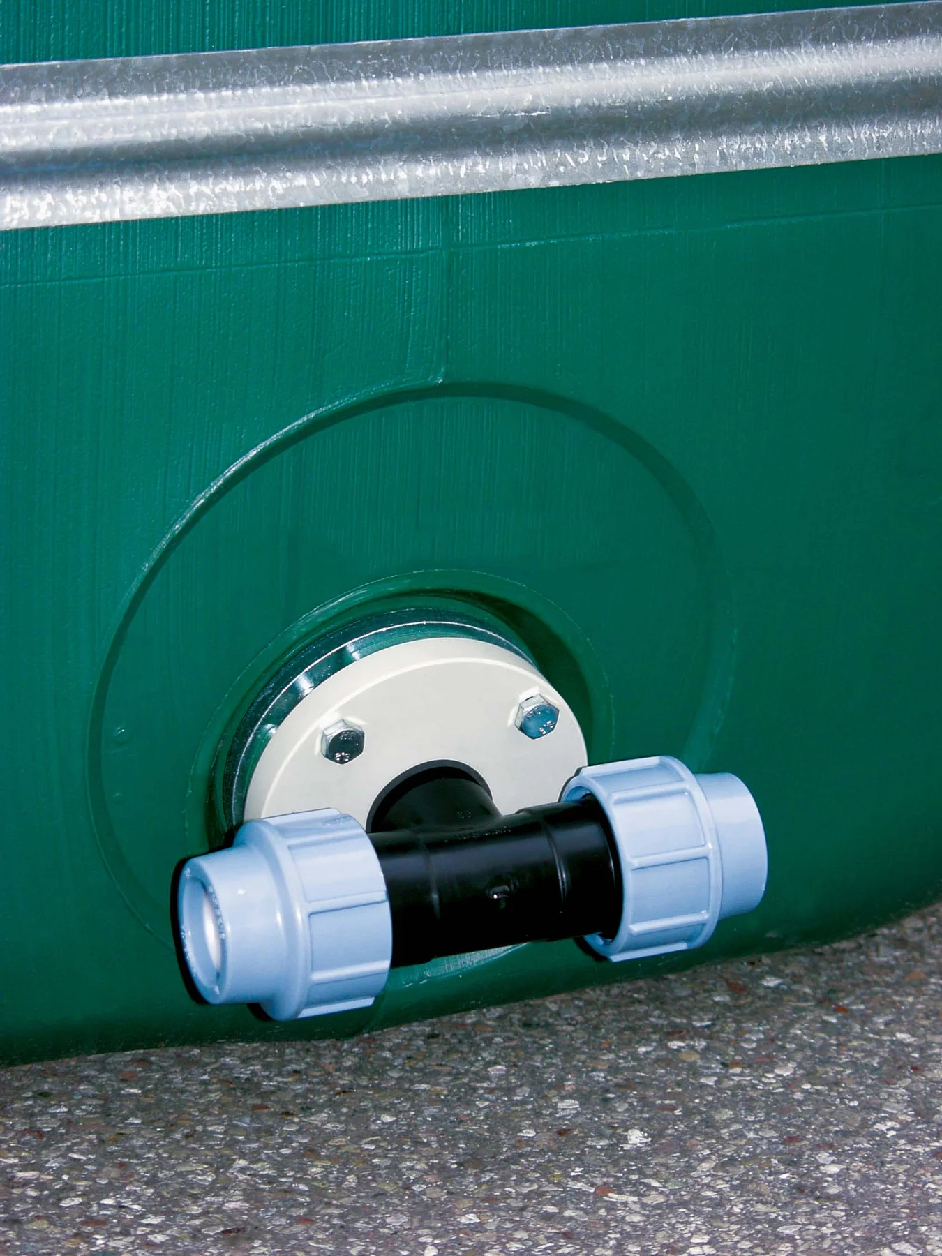 Universal flange con. T-piece 1"