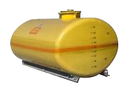 Fusto in VTR, ovale, 7.000 l                    Fusto in VTR, ovale, 7.000 l con pattini in acciaio